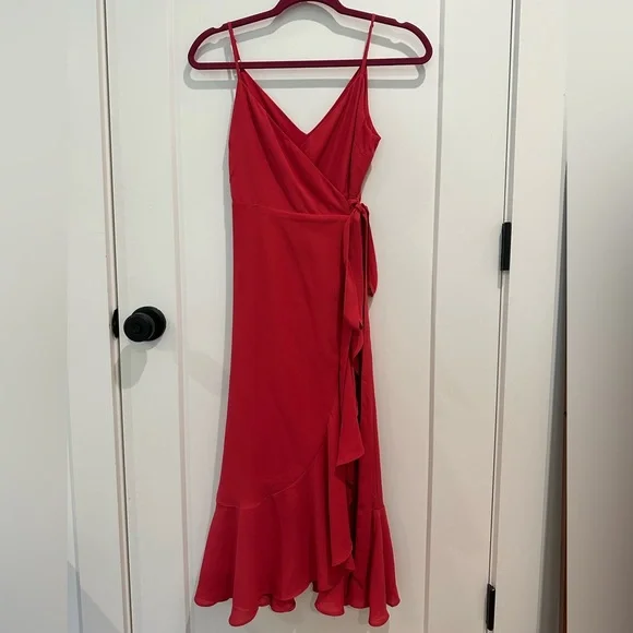 Lulus | Dresses | Lulus Manhattan Moment Midi Wrap Dress | Poshmark